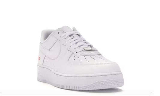 Nike Air Force 1 Low Supreme White