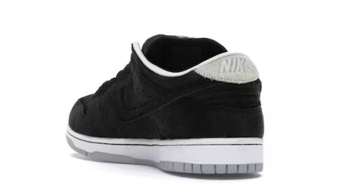 Nike SB Dunk Medicom Toy