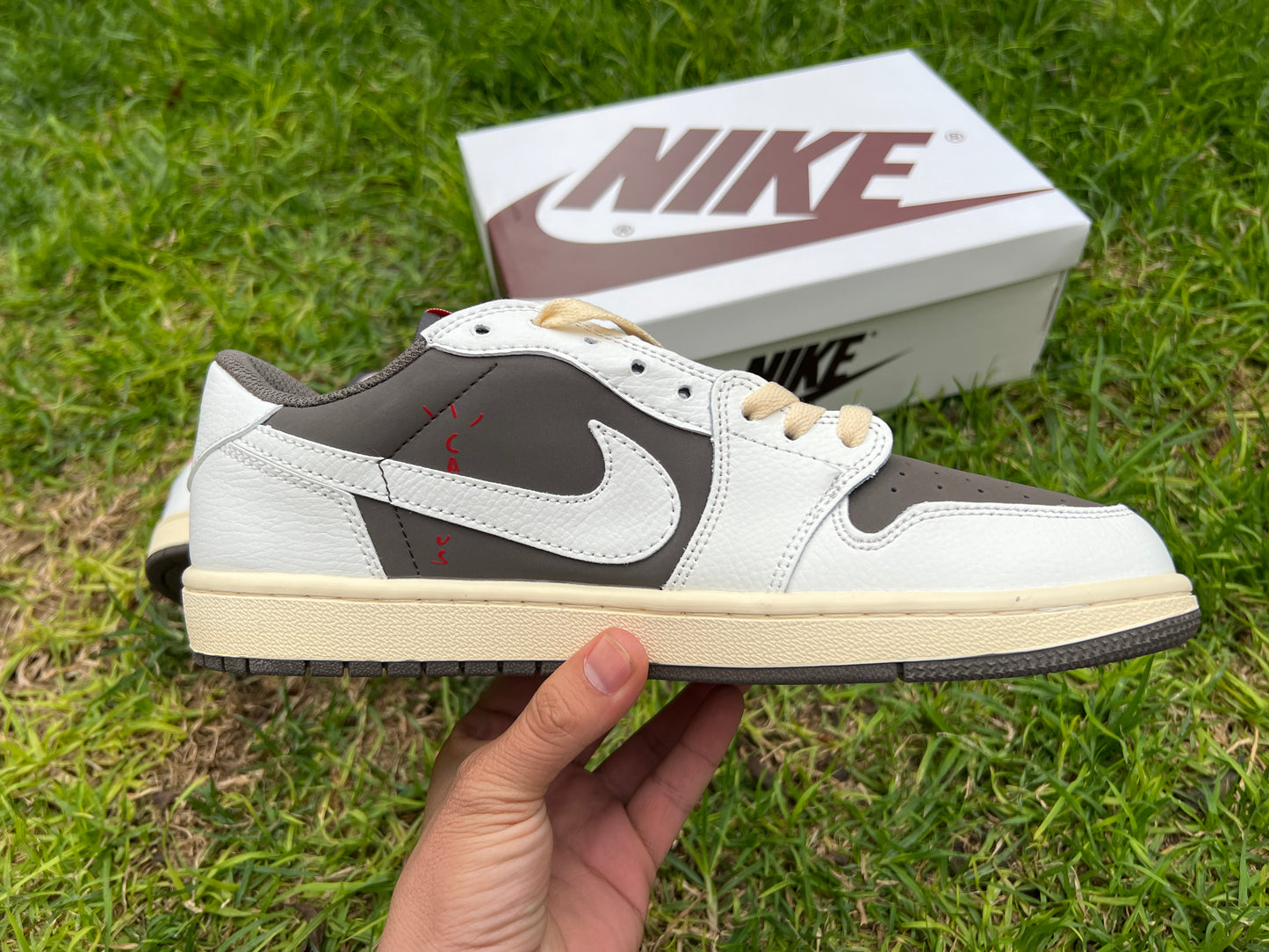 Retro 1 Travis Scott low