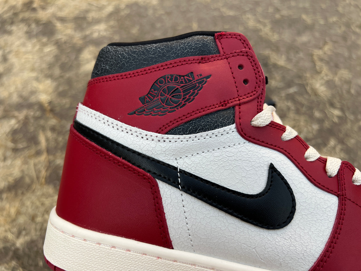 Jordan Retro 1 High Chicago Lost and Found