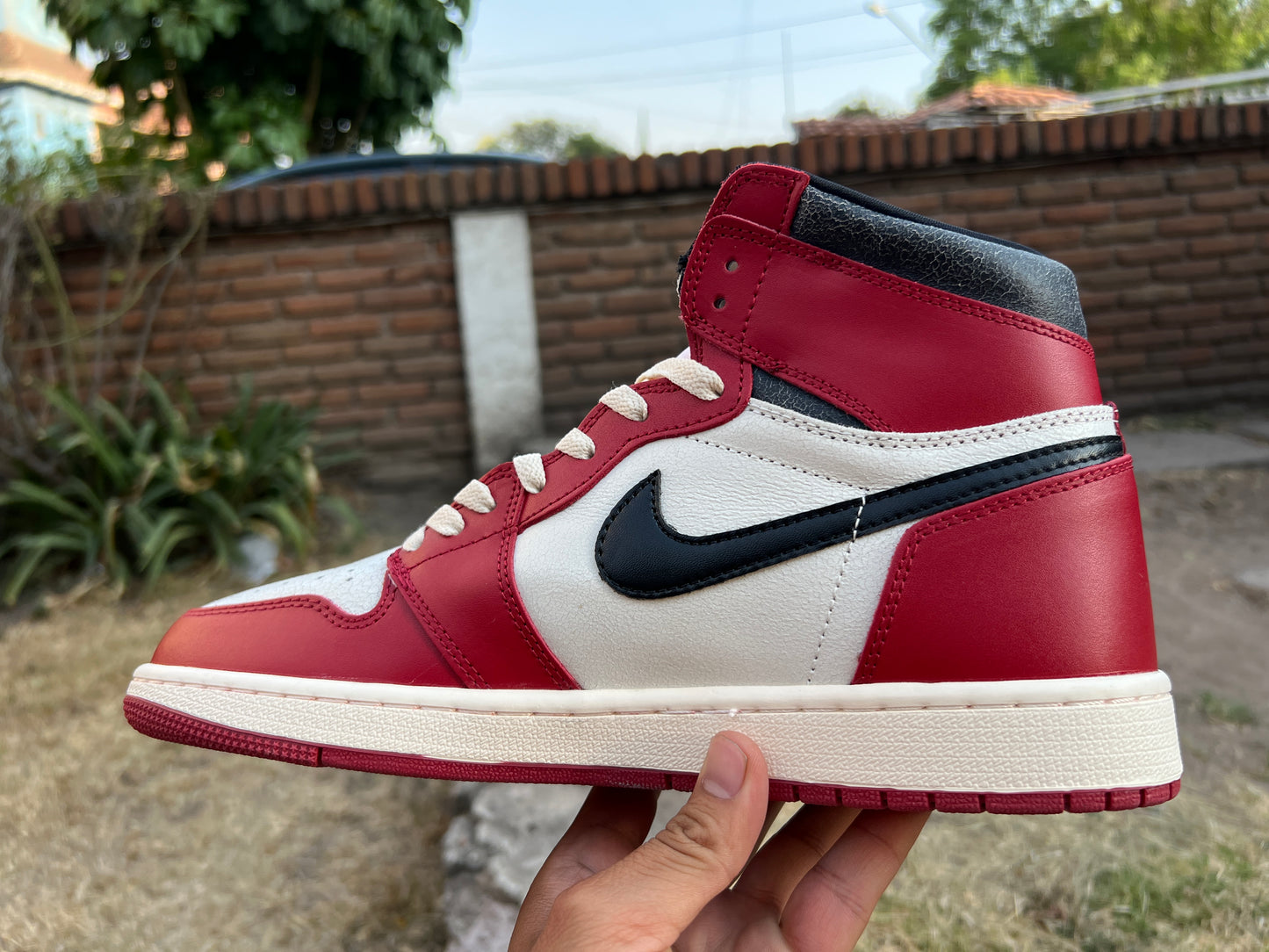 Jordan Retro 1 High Chicago Lost and Found