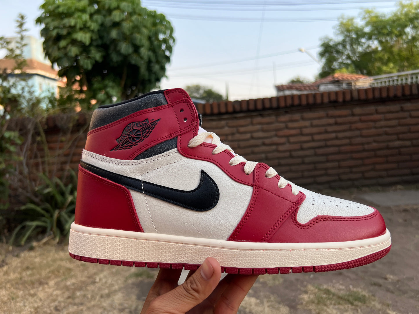 Jordan Retro 1 High Chicago Lost and Found