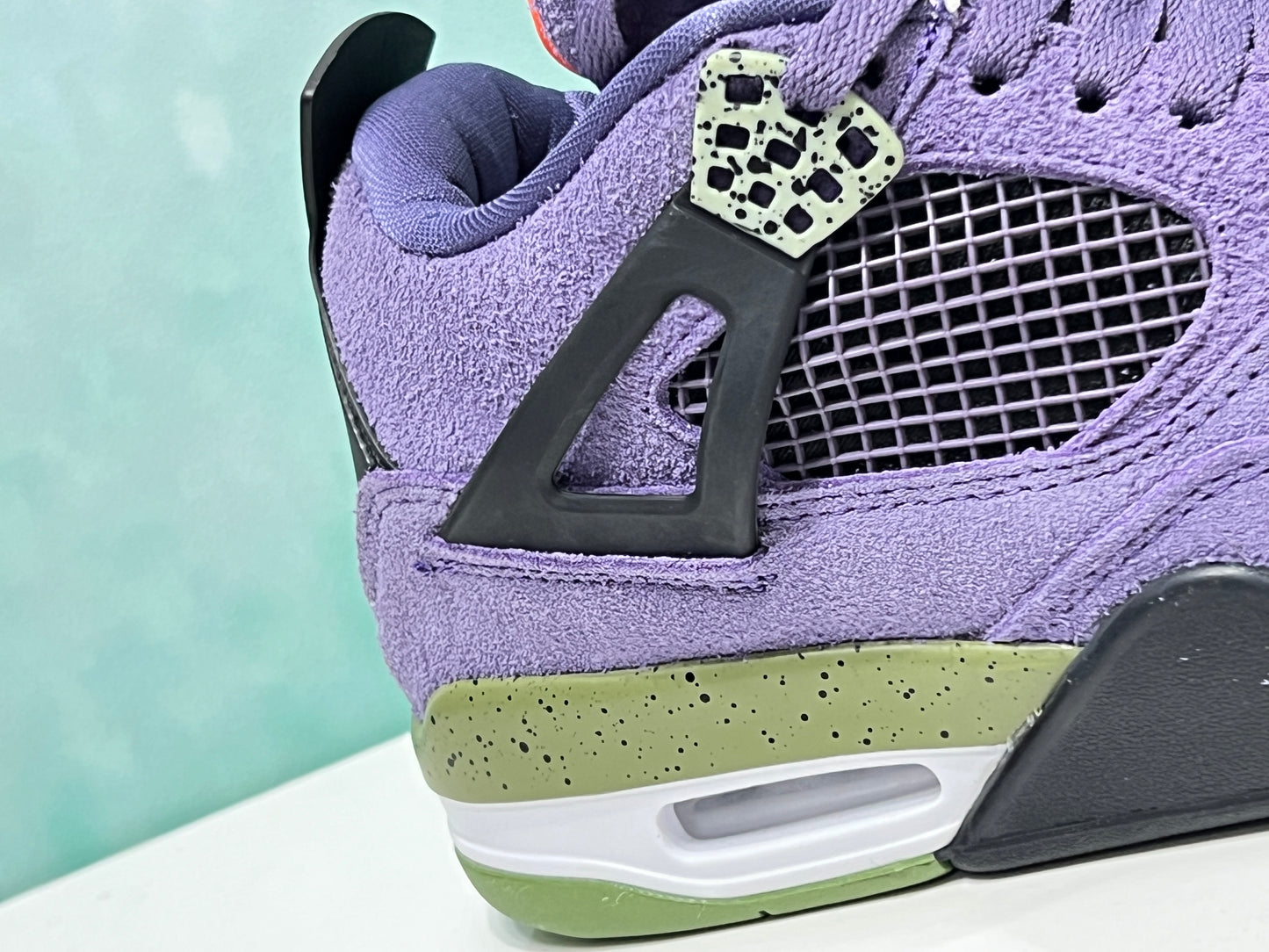 Retro 4 Canyon Purpule (G5)