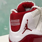 Jordan Retro 11 blanco con rojo