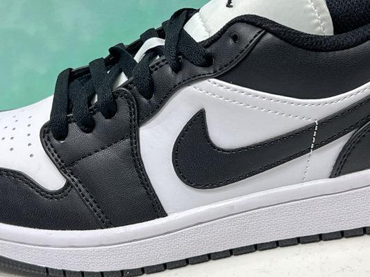 Jordan retro 1 low panda