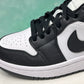 Jordan retro 1 low panda