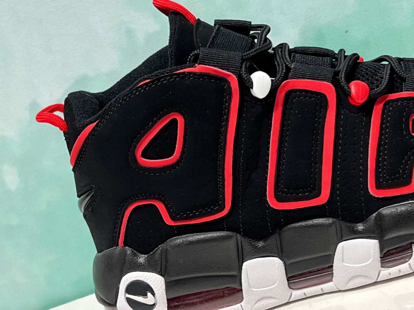 Nike Air More Uptempo NR