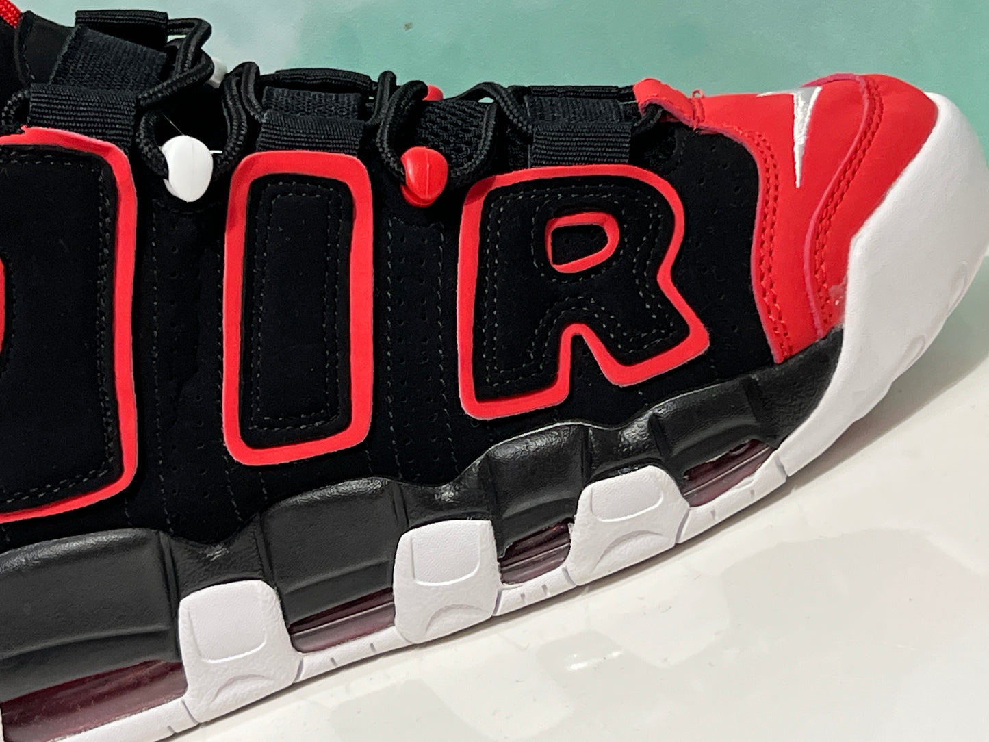 Nike Air More Uptempo NR