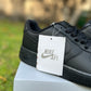 Nike Air Force 1 "Premium" negro