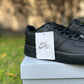 Nike Air Force 1 "Premium" negro