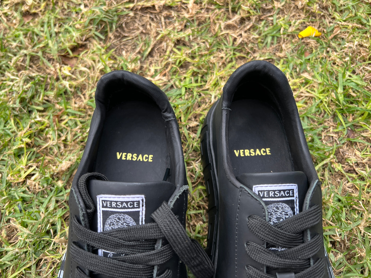 Versace negro  calidad  G5