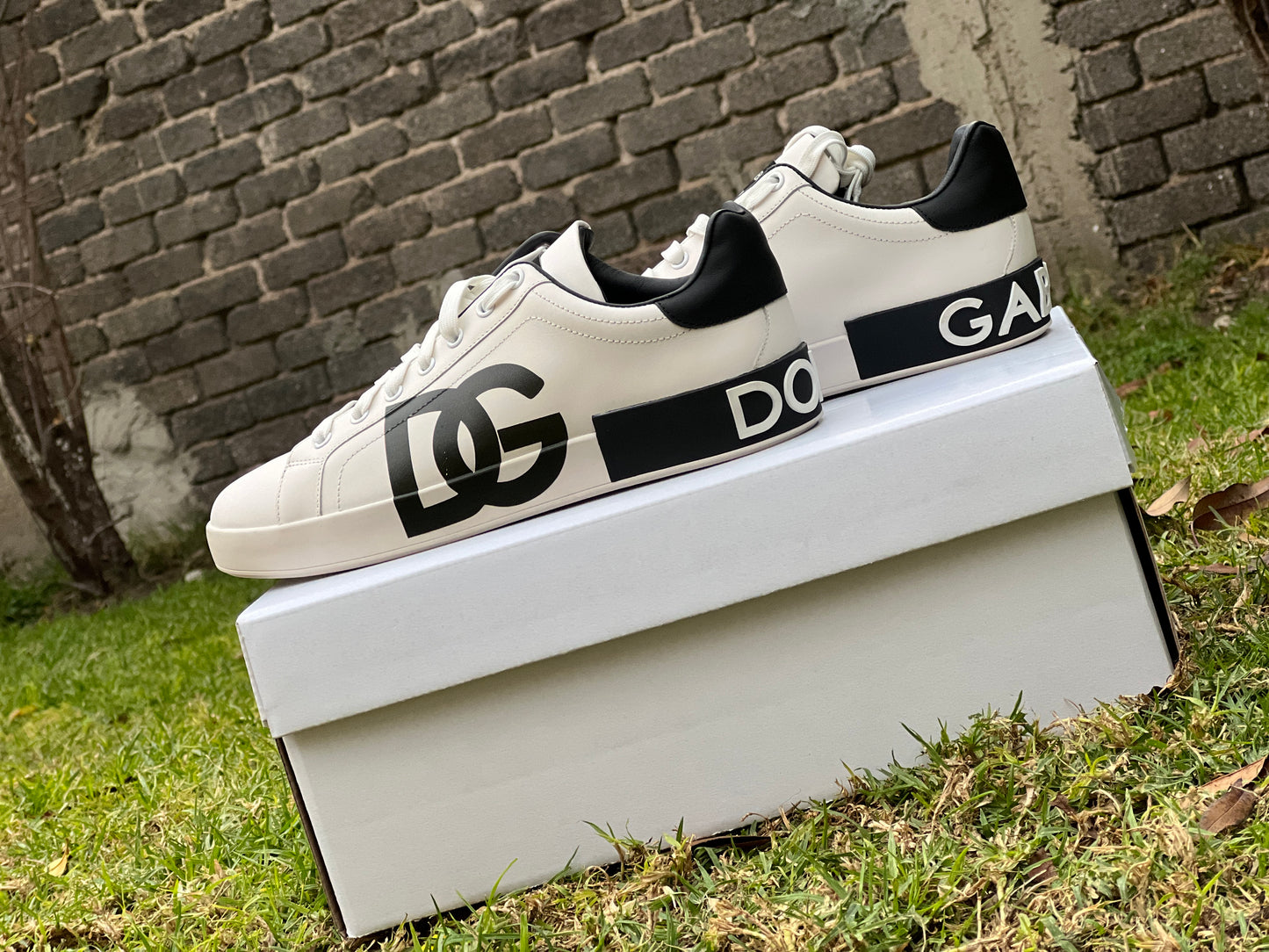 Dolce & Gabbana "G5" blanco letras negras