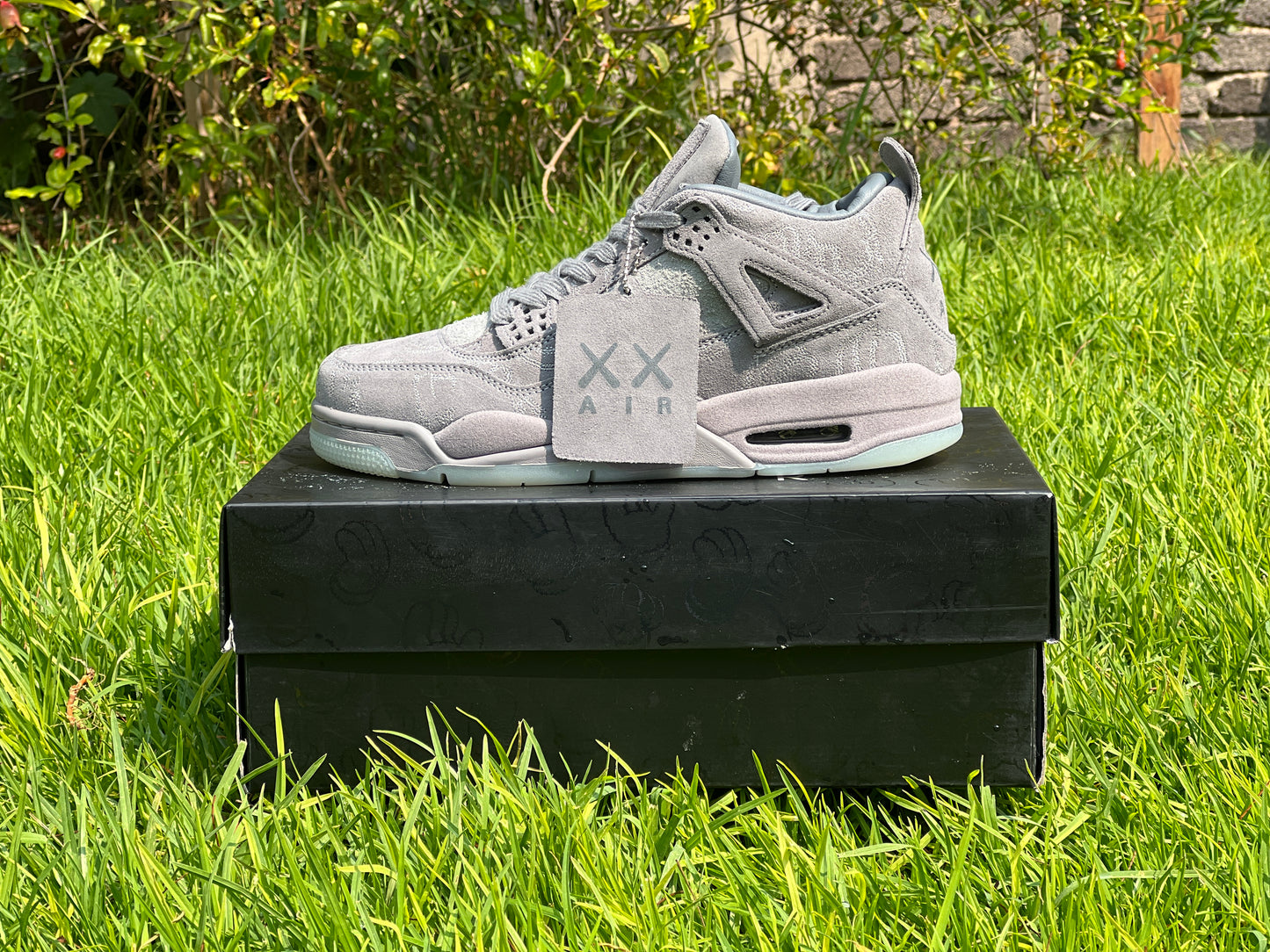 Retro 4 X Kaws calidad G5