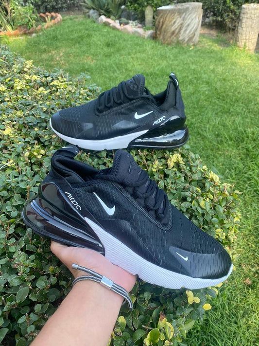 Nike Airmax 270 Negro con balnco